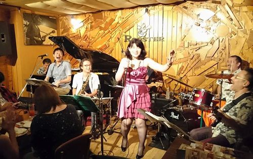 11813281_825771564184875_7974450150315000727_n